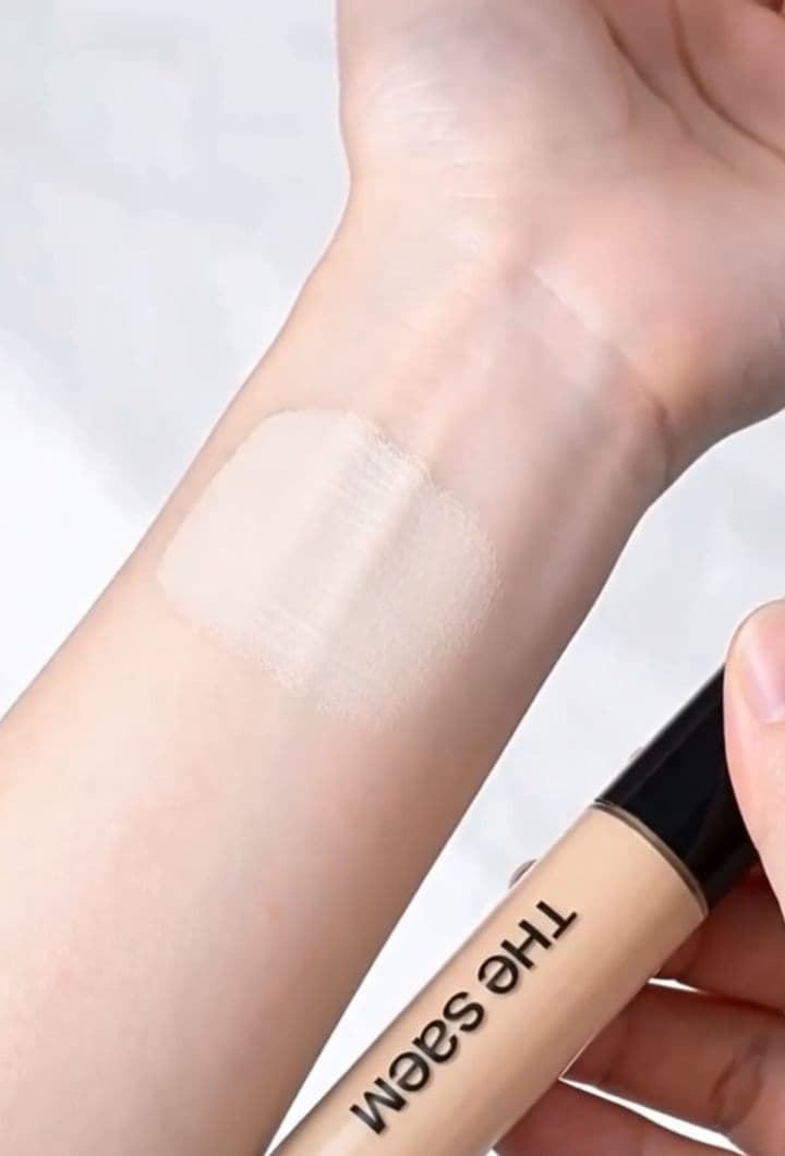 Ảnh bìa Kem nền trang điểm